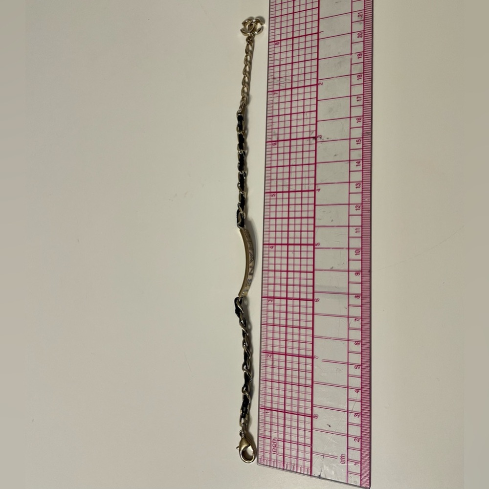 CHANEL Crystal ID Logo Chain Bracelet - Picture 6 of 7